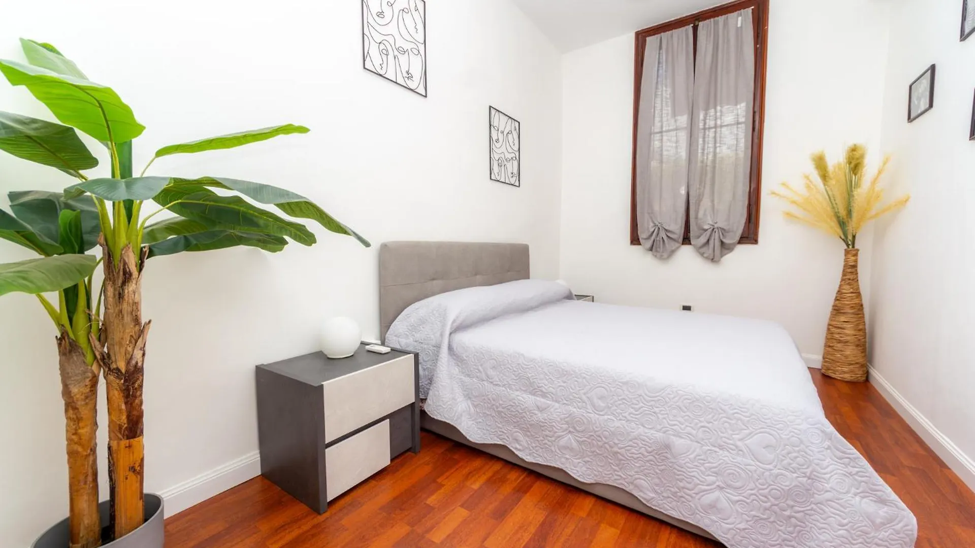 Opera Venice Apartment Mestre Italien